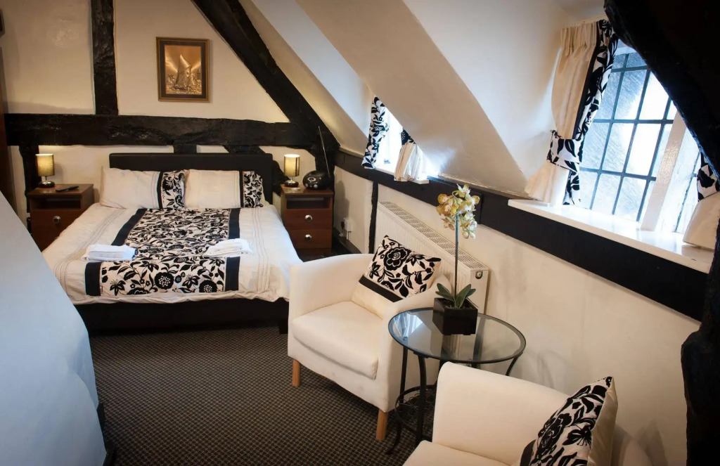Avon Accommodation