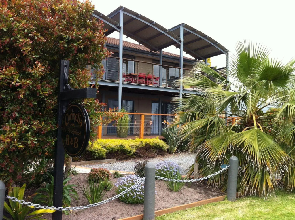 Corinella On The Esplanade Bed & Breakfast
