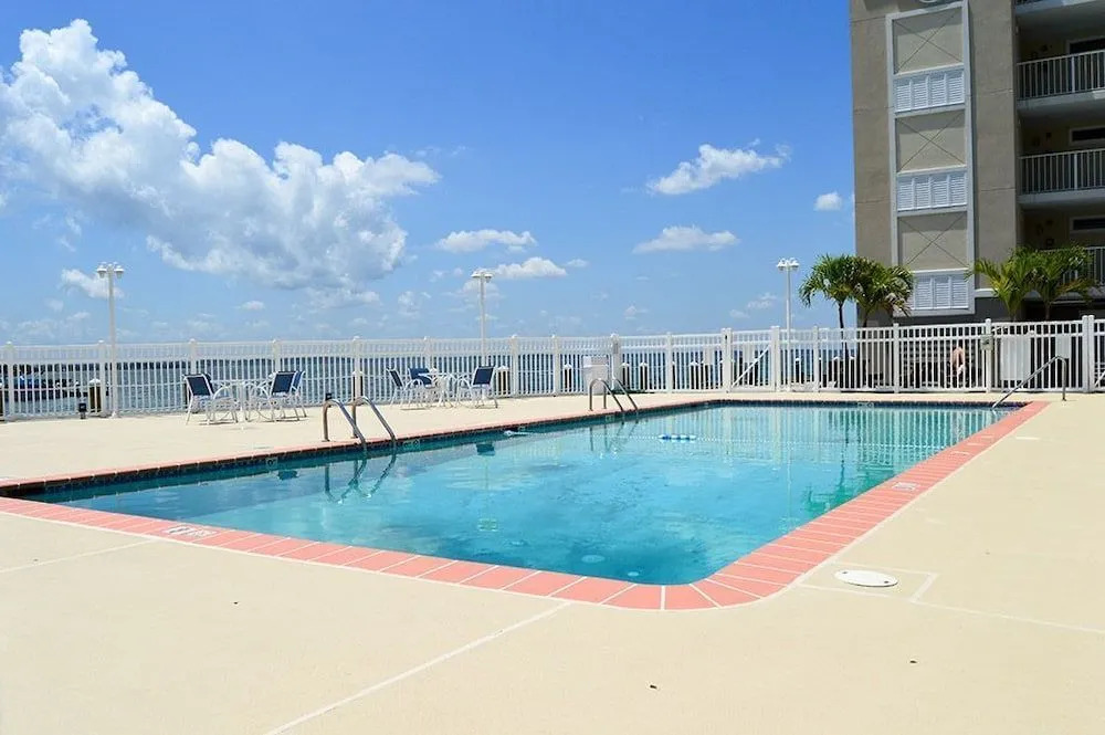 Wight Bay 333 - 2 Br Condo