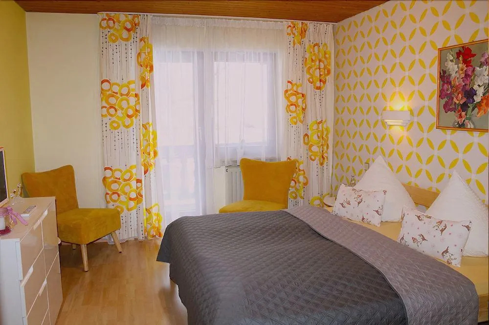 Hotel - Restaurant Almröserl
