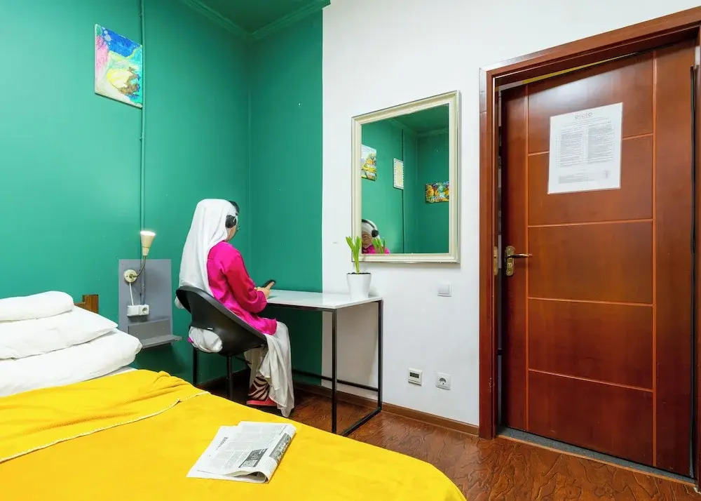 ololoFreelander work and travel Hostel