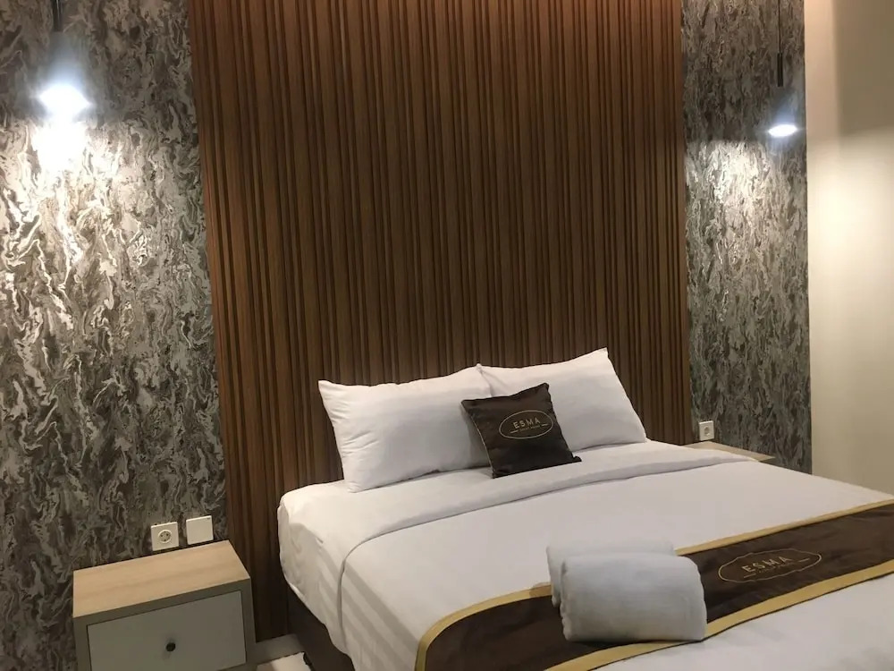 Esma Family GuestHouse