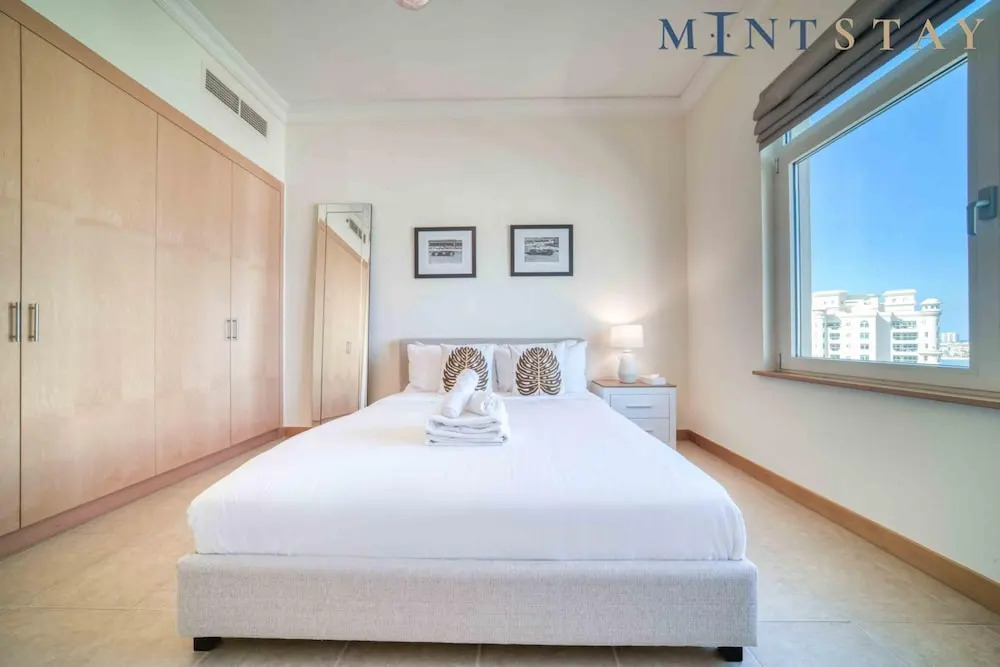 Chic Beachside 3BR Living at the Palm