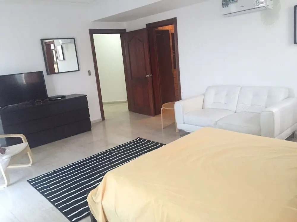 360 panoramic view apt