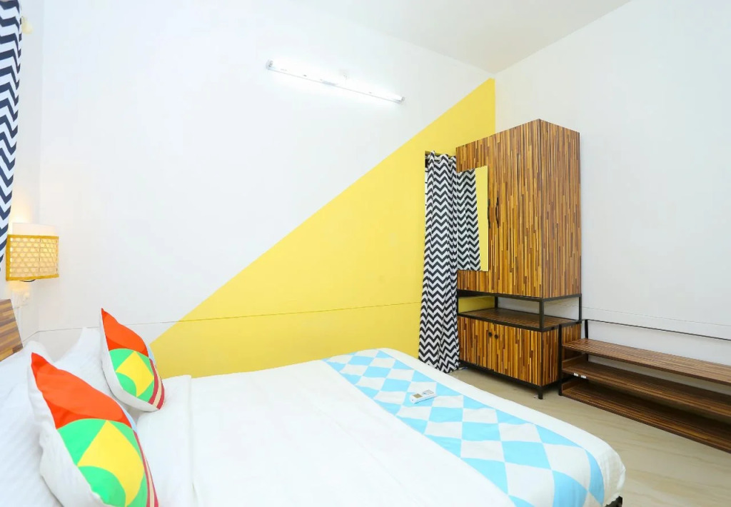 Oyo 25117 Grand Villa
