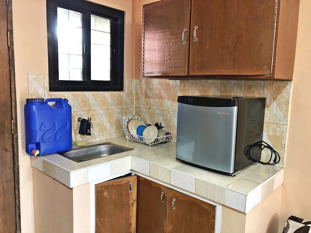 FM Transient House/Room For Rent Tagaytay