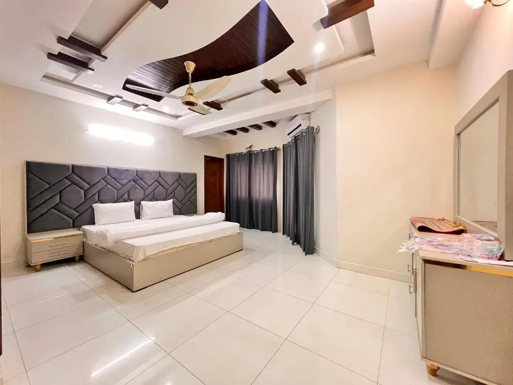 LUXURY EXECUTIVE 2Bedroom Apartment Convenient and NICE LOCATION