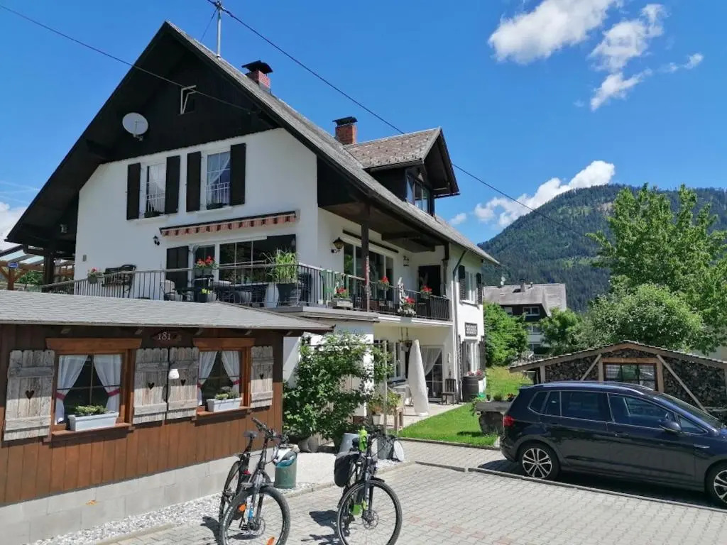 Haus Holunder Weissbriach