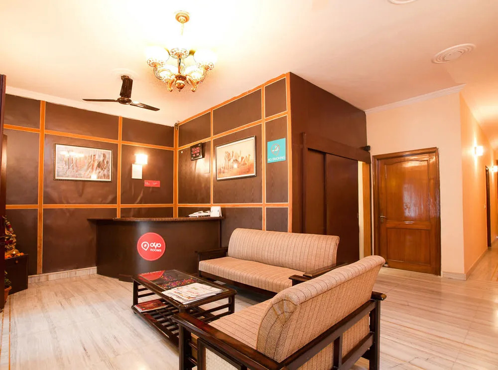 Fabhotel Ivy Inn