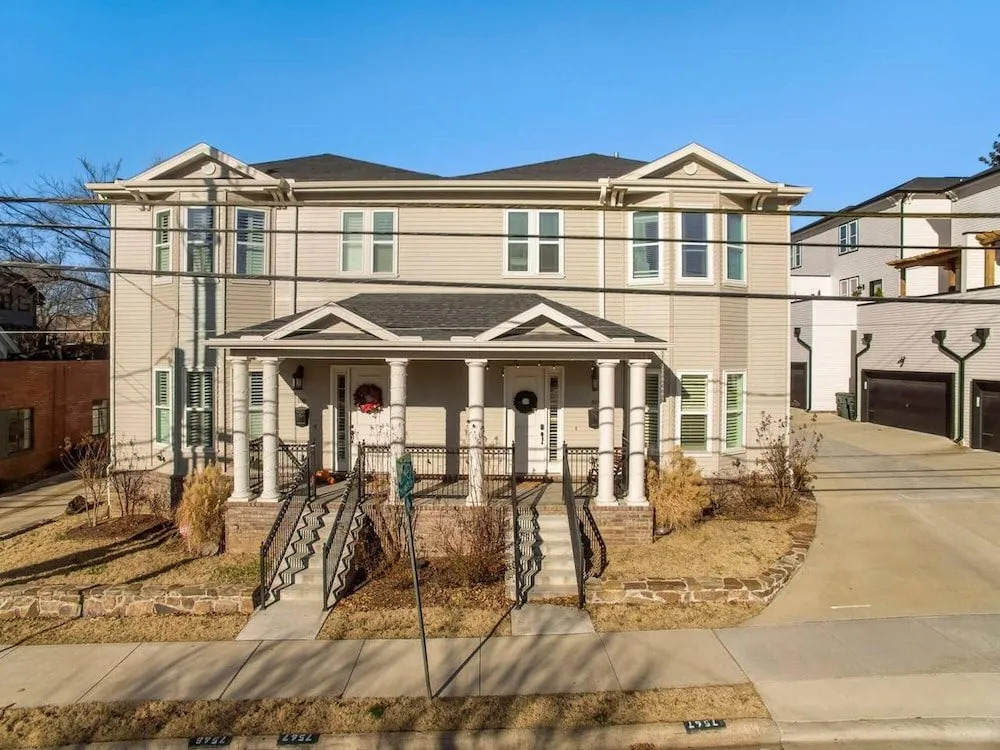 Harribo Townhome - Walk Everywhere - Downtown Fay