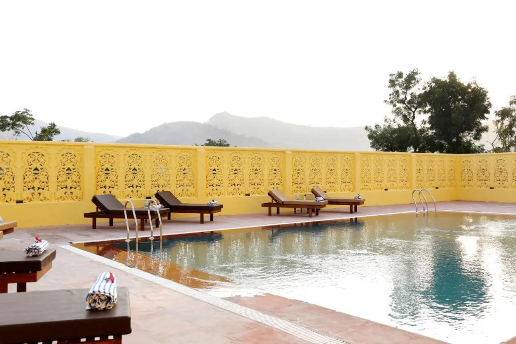 Atulya Niwas - Aravali views