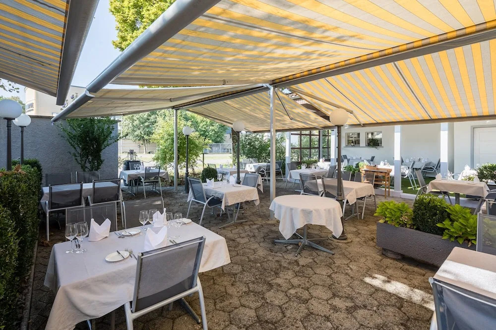 Hotel Bären Suhr