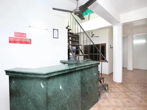 Oyo 14748 Hotel Green View