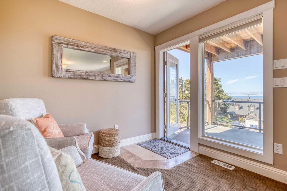 Rooftop Ocean Views and Garage Recreation - Stunning Coastal Treasure