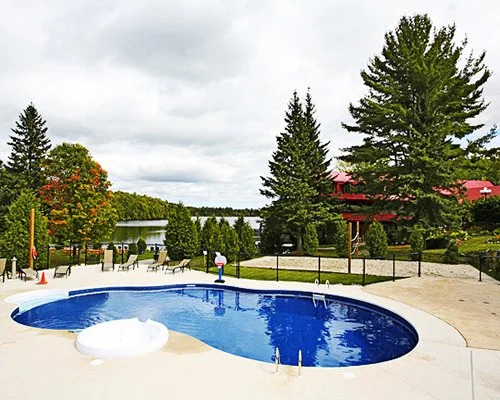 GEOHoliday Heights @ Lac Morency, St. Hippolyte, Canada