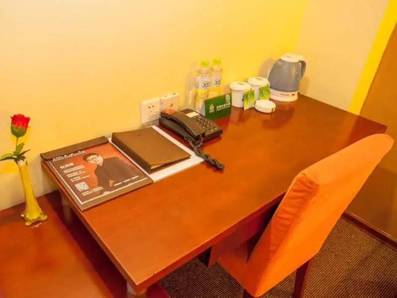 GreenTree Alliance Sichuan Chengdu Wenshuyuan Subway Station Hotel
