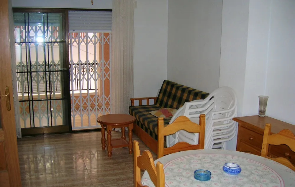 Apartment with 2 Bedrooms in Guardamar Del Segura, with Wonderful Sea View, Furnished Terrace And Wifi - 100 M From the Beach