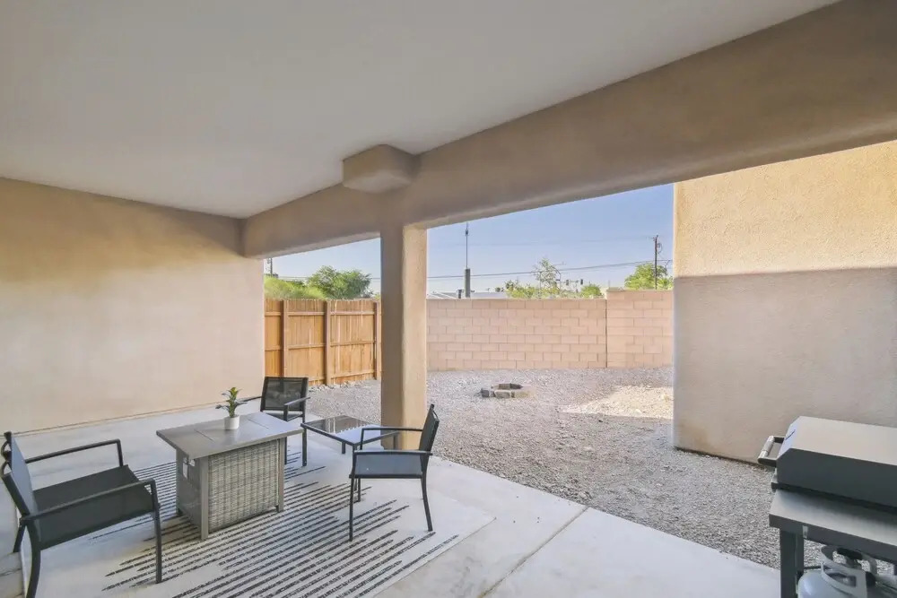 1 Mi to Lake: Airy Home w/ Patio in Lake Havasu!