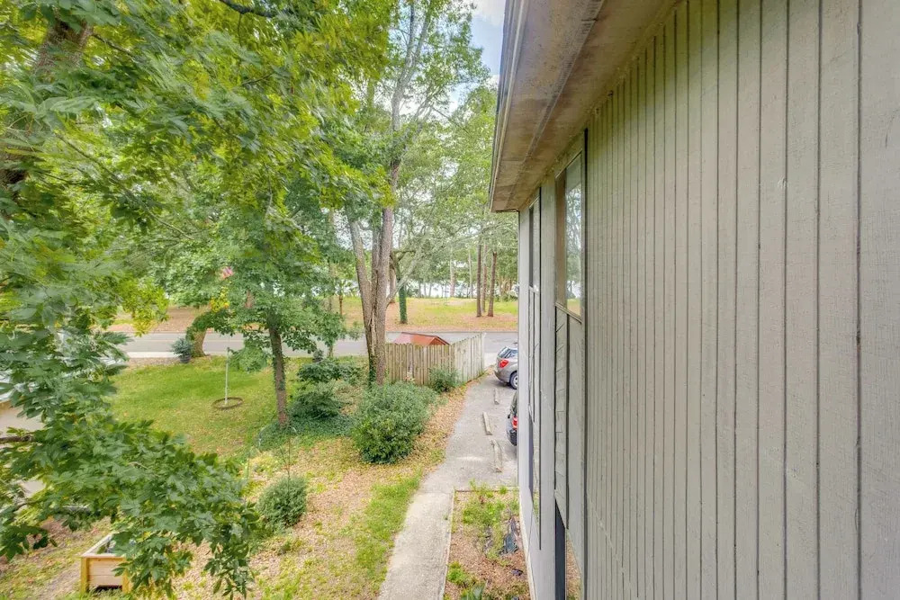 1/2 Mi to Shore: Condo w/ Balcony in Myrtle Beach!