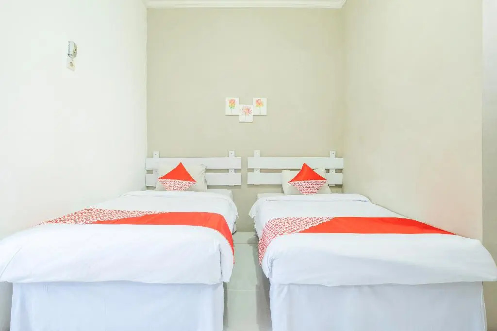OYO 2227 Raka Residence Syariah