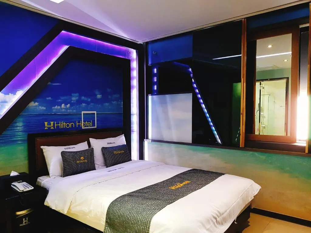 Hilton Motel