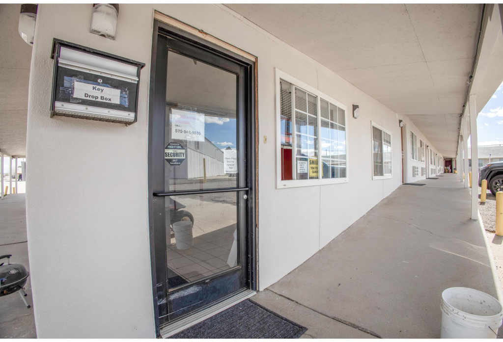 Holiday Motel Lordsburg I-10