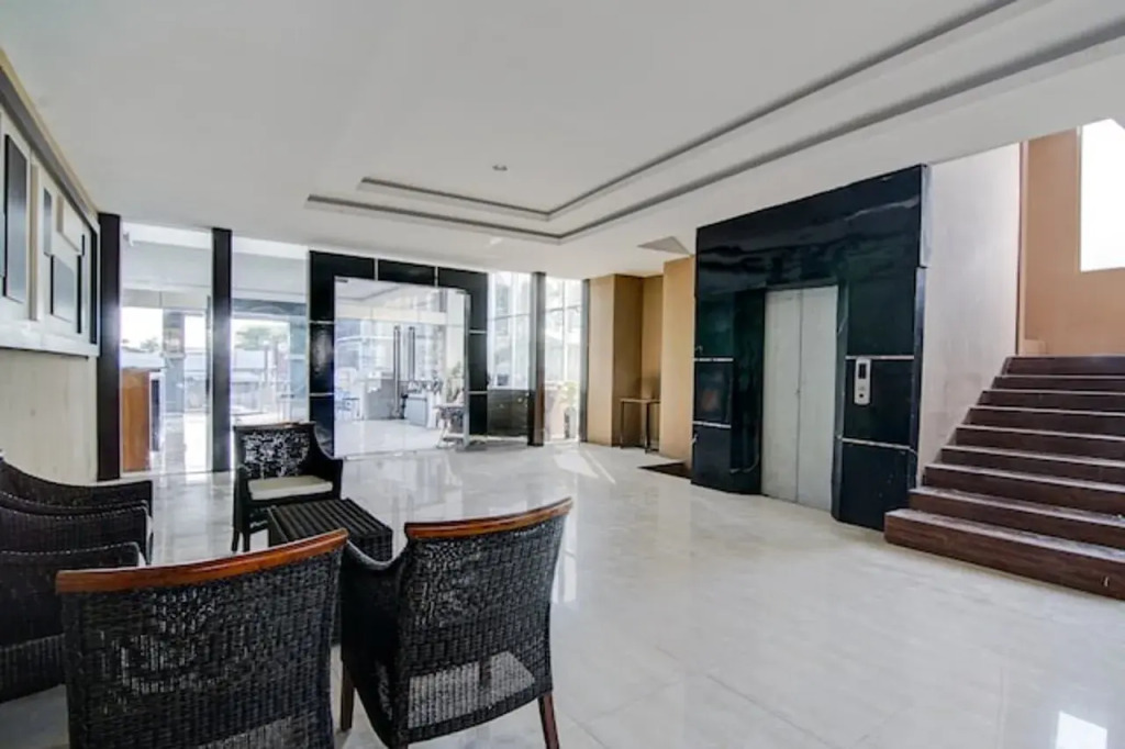 Townhouse Oak Pekanbaru near Mall Pekanbaru formerly Hotel Grand Sahara