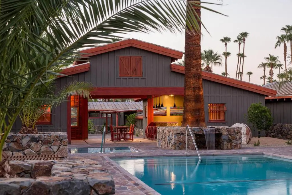 Sparrows Lodge