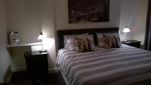 Upton Arms Hotel