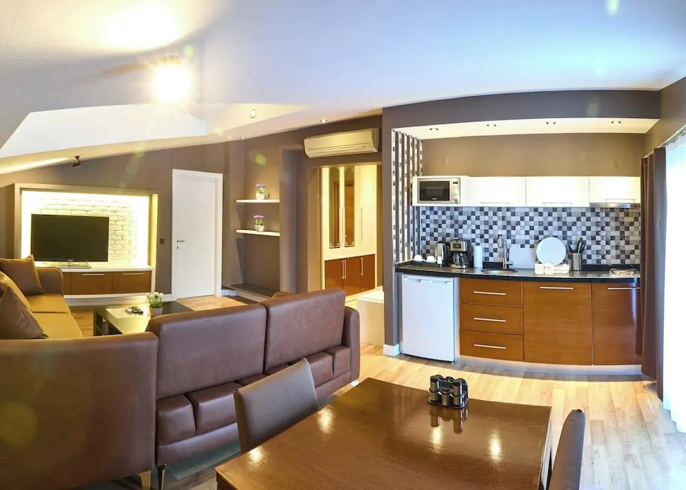Hotel Taksim Home