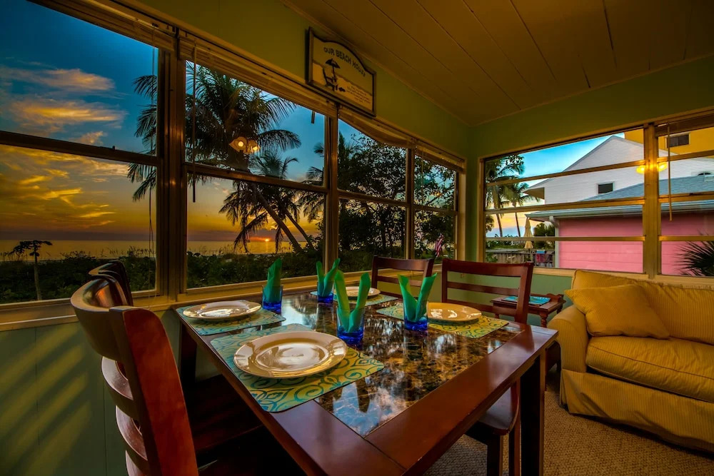 Beach Front Bungalow - Roelens Vacations