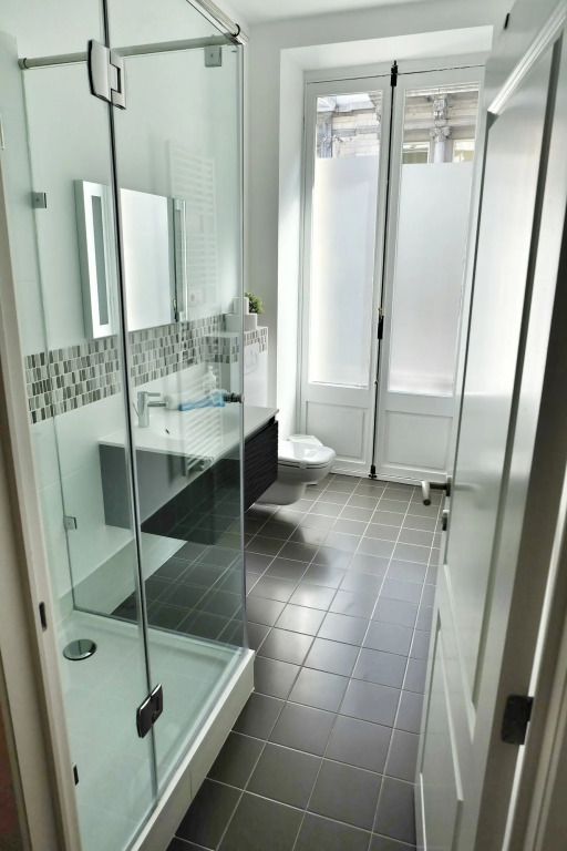 Top Spot Residence
