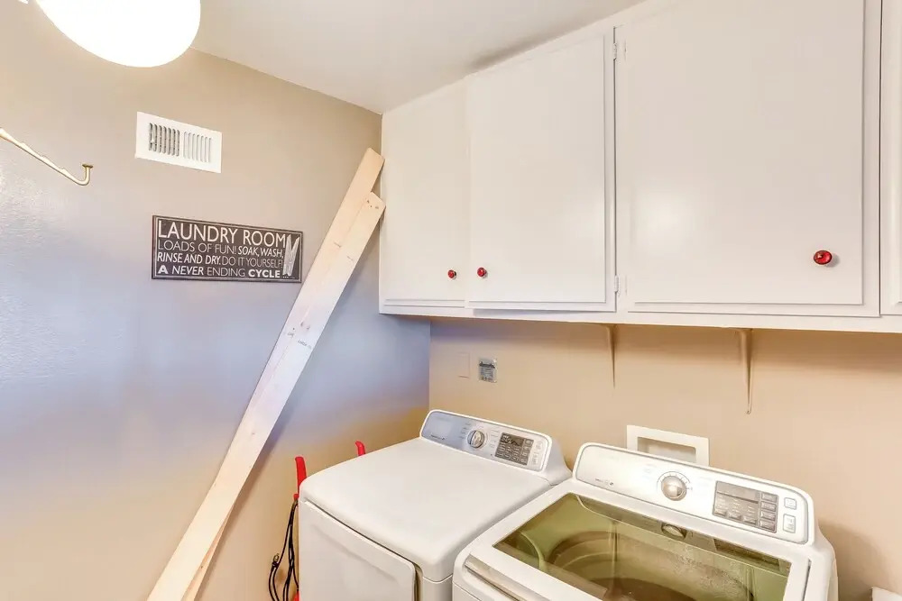 A-frame Home w/ 3 Decks & Lake Arrowhead Views!