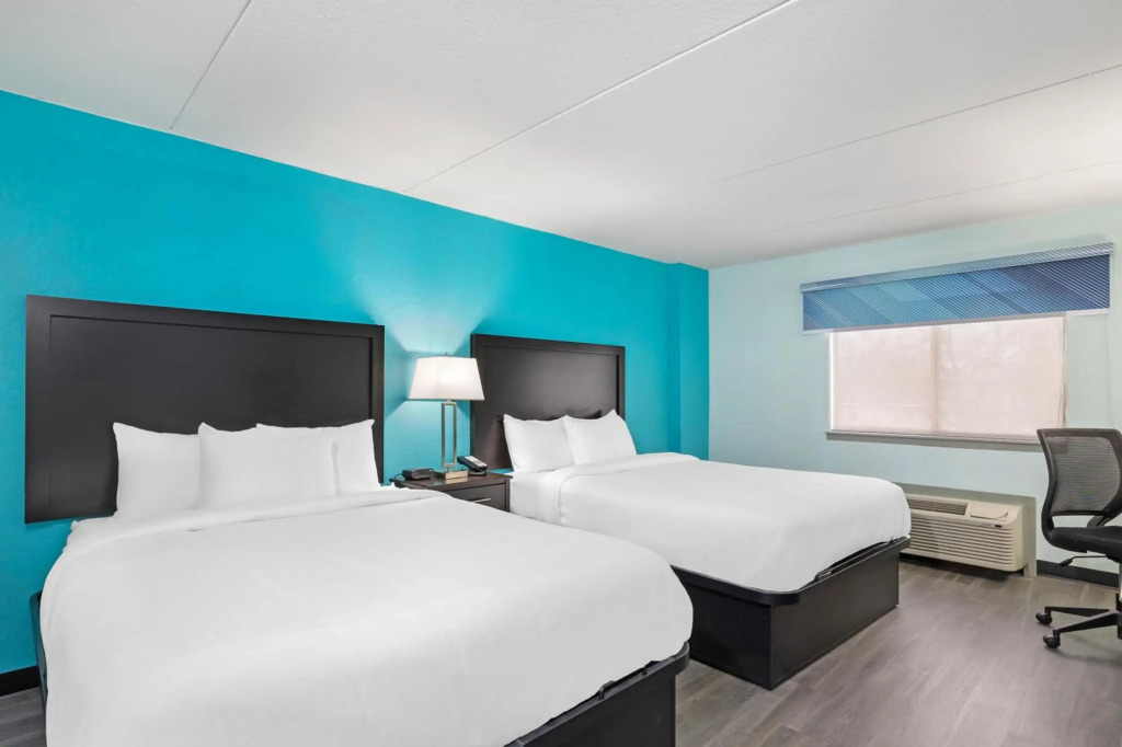 Clarion Inn Des Moines Airport