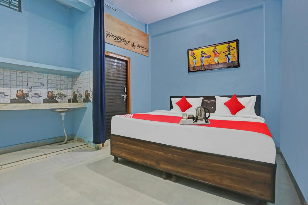 OYO Flagship 70113 Hotel Urban Villa