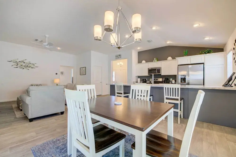 Near Golf and Shops The Villages Home with Lanai!