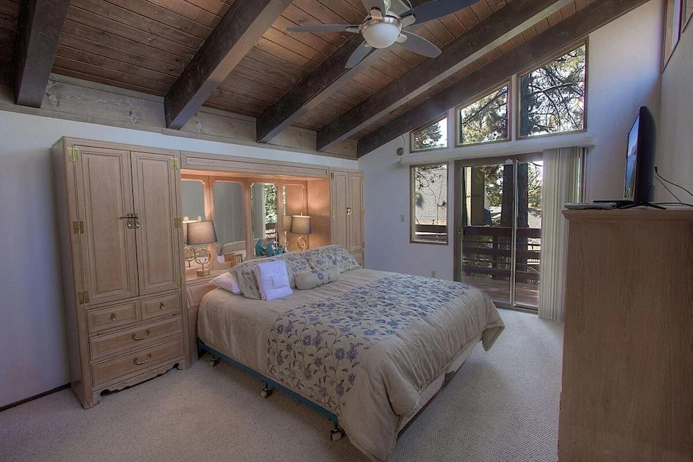 Cold Montgomery Creek 4 Bedroom Home by RedAwning