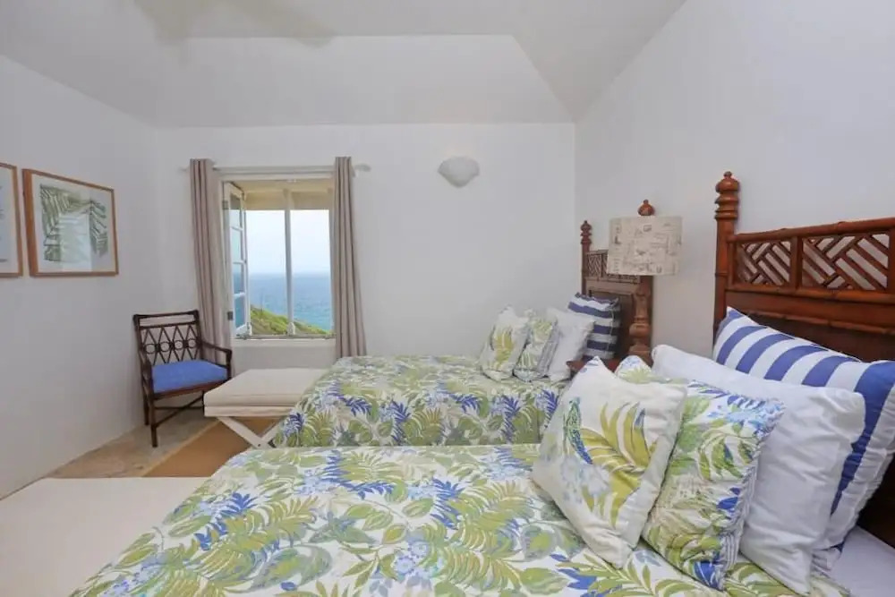 Book With Confidence Relaxed Cancellation Policy - Seafront Swim-up Bar Wifi