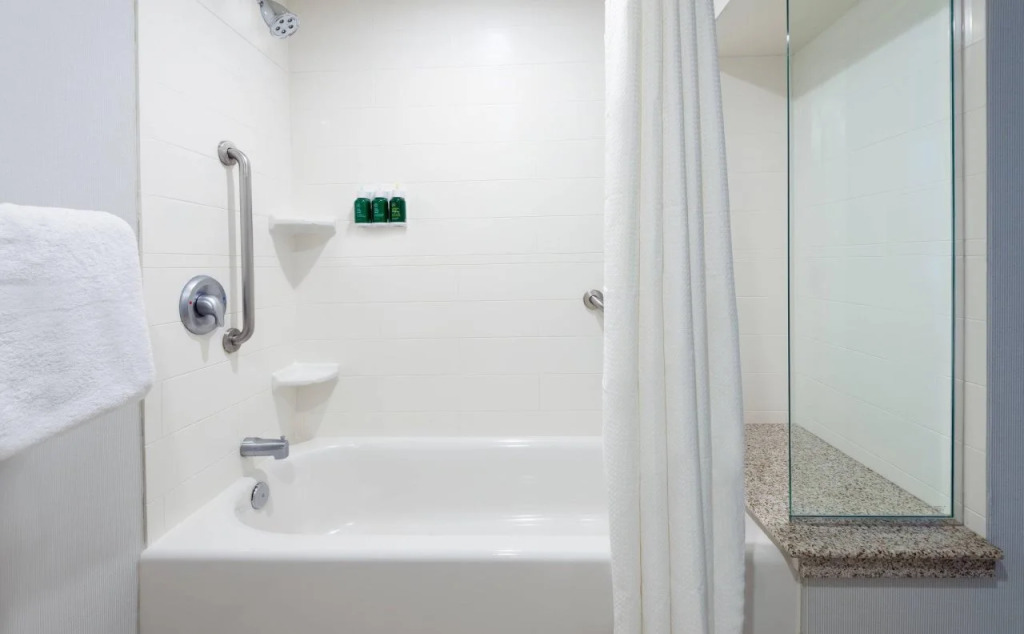 Courtyard by Marriott Buffalo Airport