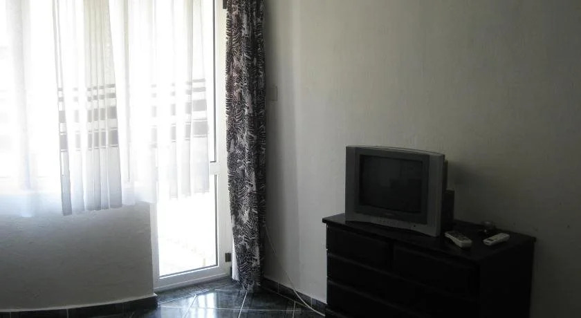 Eli Guest House