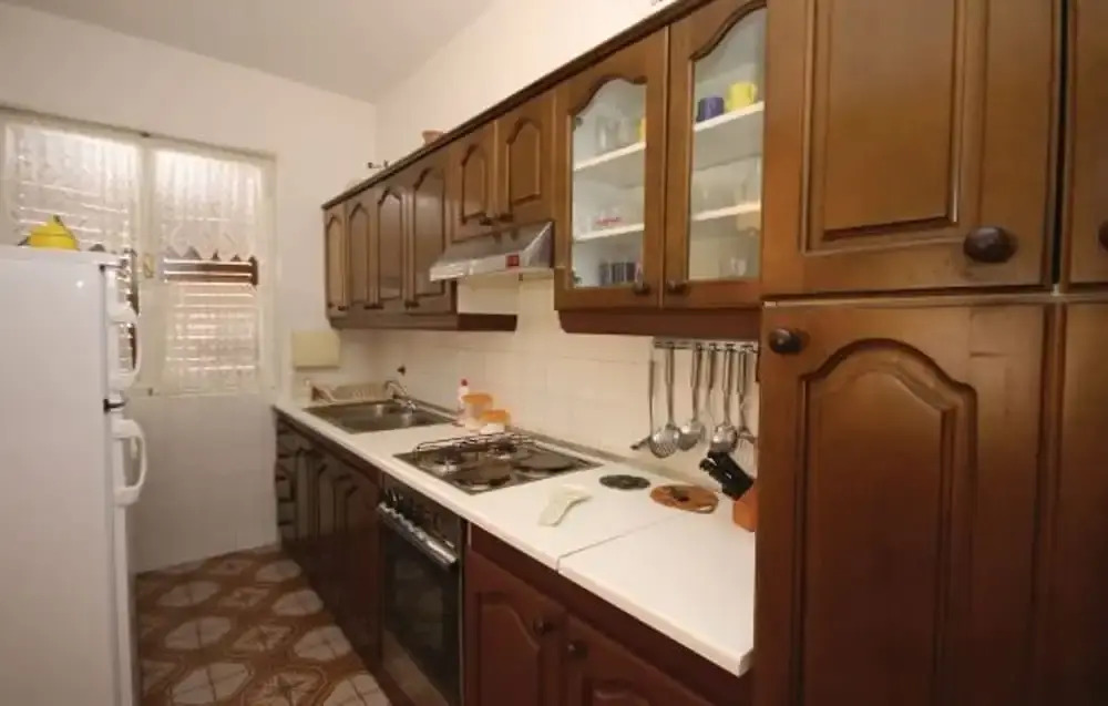 Apartment 773