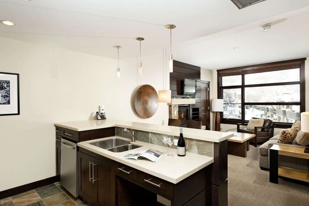 Luxury 1 Bedroom Ski in, Ski out Mountain Vacation Rental in Snowmass Village