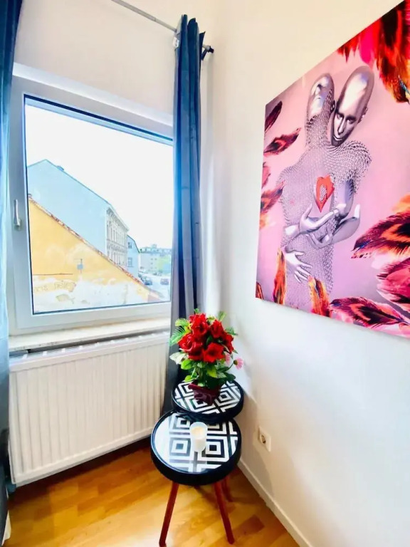 Spacious 4 BR Apt Perfect for Groups