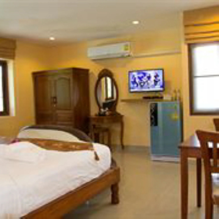 Hathai House