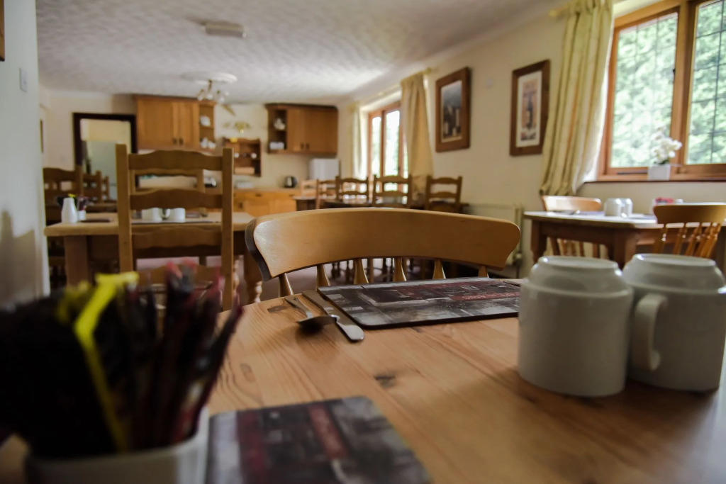 Little Foxes Hotel & Gatwick Airport Parking