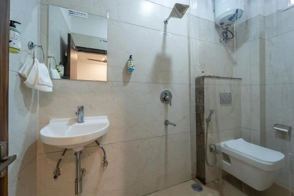 Treebo Shridhar Stay, 2.6 Km From Indore Junction