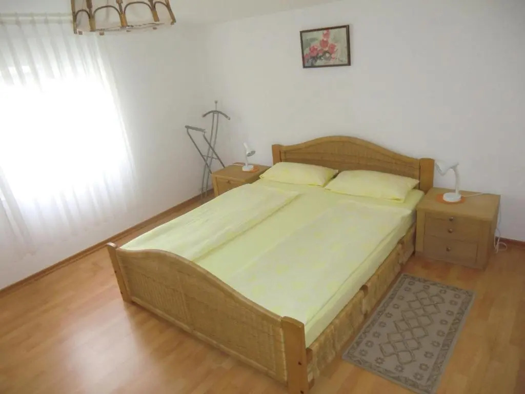 Ferien Haus Evita auf Insel Vir - Wohnung I