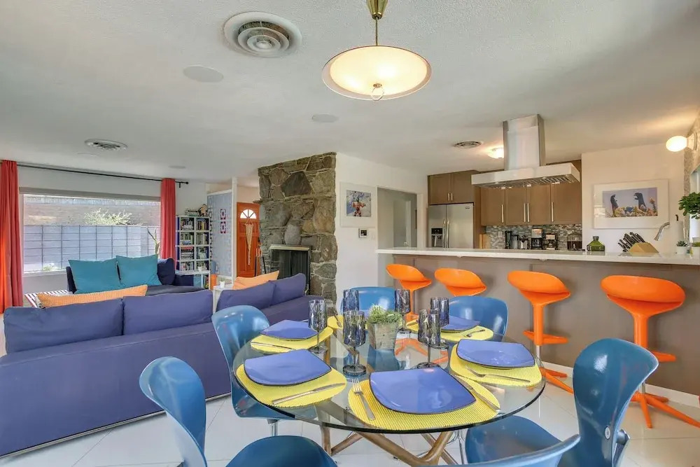 Funky Palm Springs Paradise Near Golf Courses