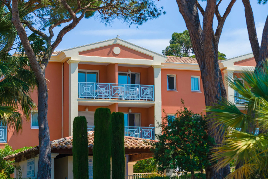 Résidence Lagrange Vacances Le Domaine des Grands Pins