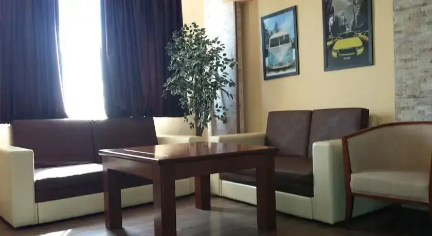 Yana Apartments